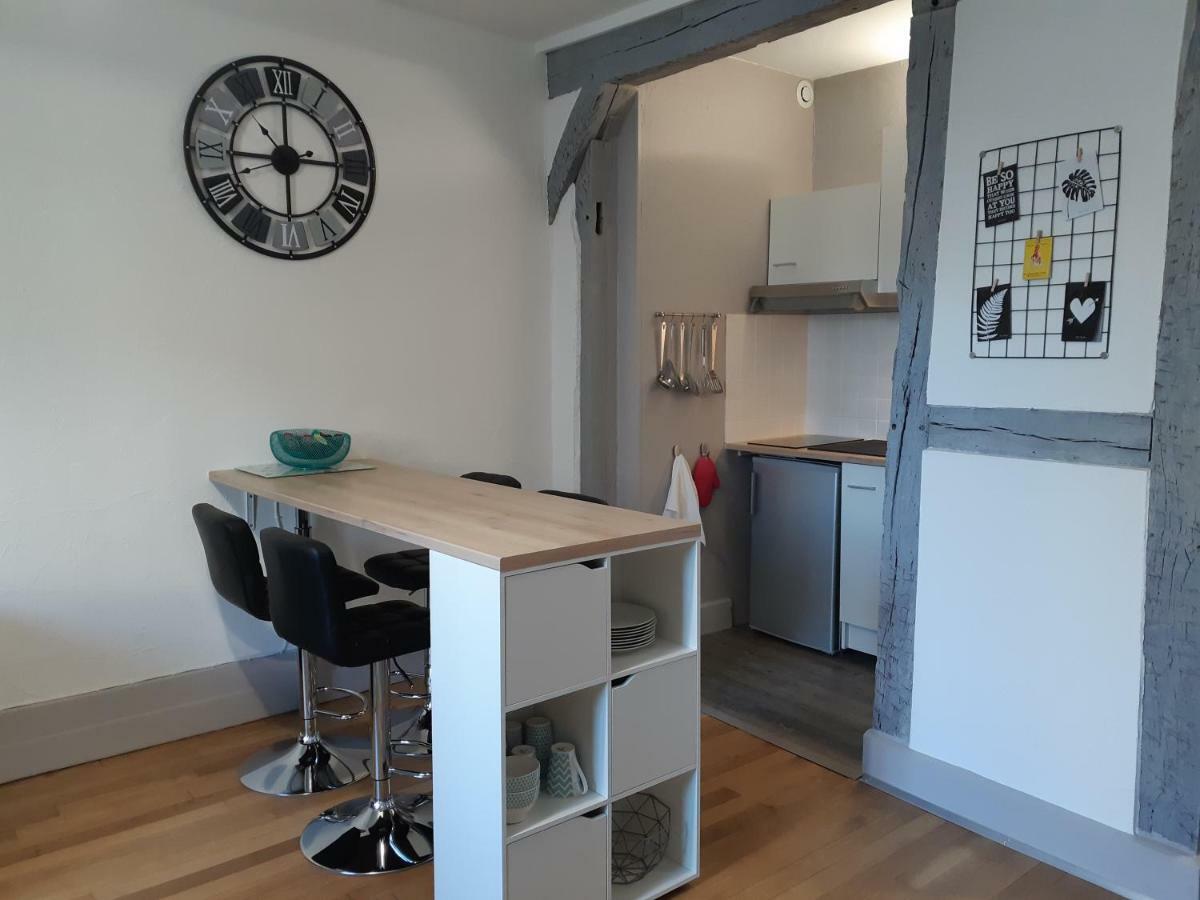 Le Vaillant, Appartement T2, Proche Gare, Hyper-Centre Et Marais, 1 A 2 Personnes, Wifi Бурж Екстер'єр фото